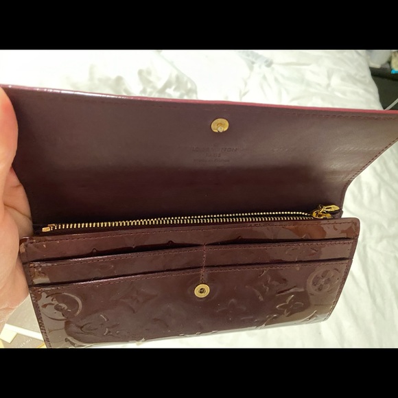 Louis Vuitton Amarante Wallet - Picture 7 of 9